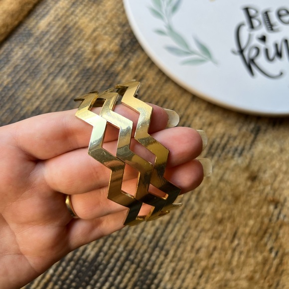 Set of 3 zig-zag bangle bracelets - Picture 5 of 15